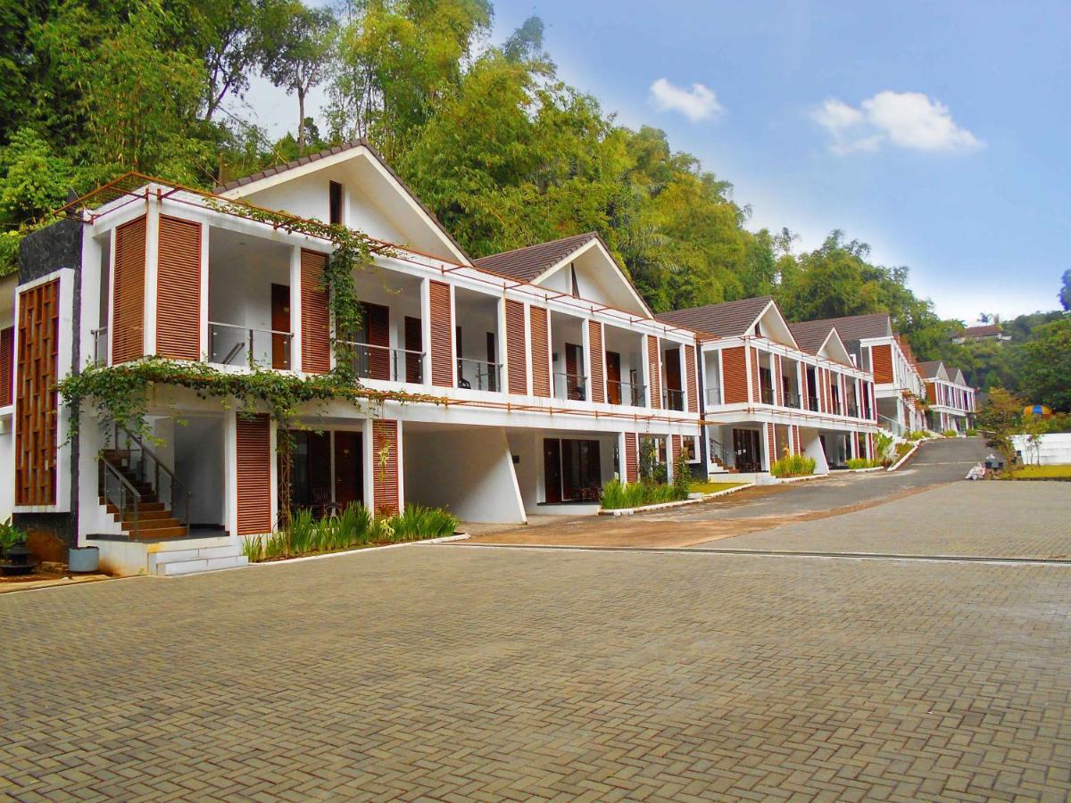 Lembah Permai Resort Sindanglaya Eksteriør billede