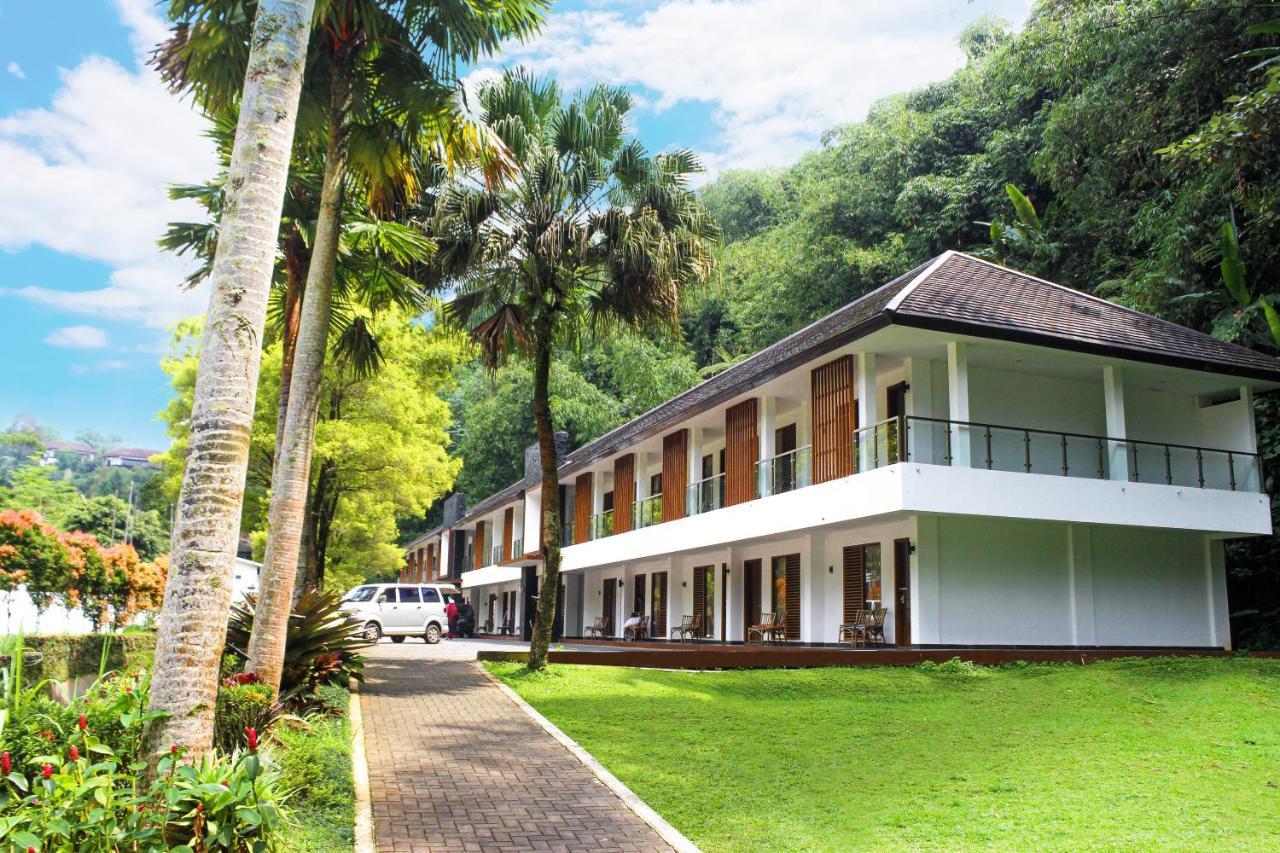 Lembah Permai Resort Sindanglaya Eksteriør billede